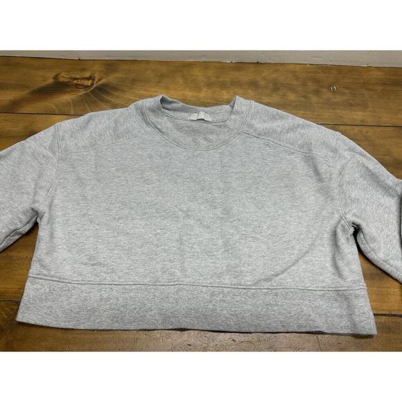 Nuuds Women's Size XS Oversized Crewneck Sweatshirt Cropped Gray - Picture 2 of 10